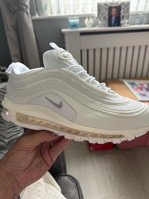 Buy & Sell Leamouth East London - Photos for Beautiful trainers all £50 various sizes