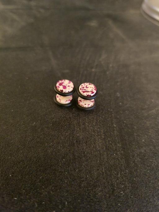 Buy & Sell Kingfisher Shopping Centre Redditch - Photos for fake stretcher earrings