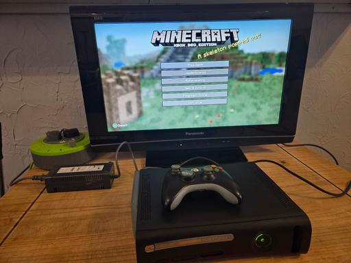 Buy & Sell Chelmsley Wood Solihull - Photos for Xbox360 console & 400 games tested working