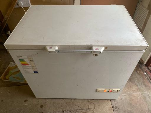 Buy & Sell St Helier South West London - Photos for Large freezer chest