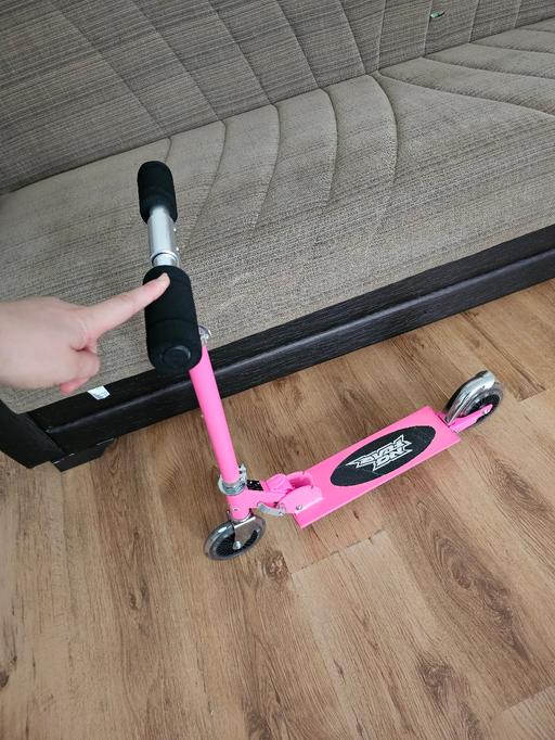 Buy & Sell White Hart Lane Station North London - Photos for girl scooter