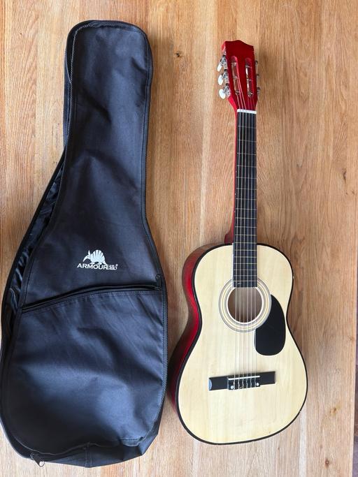 Buy & Sell Chislehurst Bromley - Photos for Kids acoustic guitar with carry case