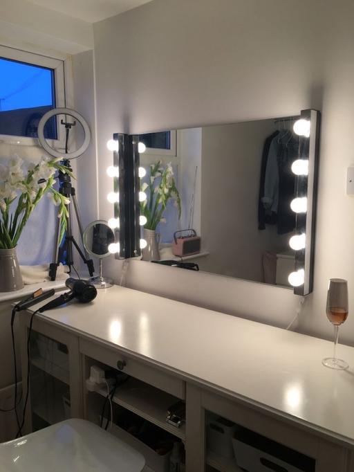 Buy & Sell Horn Park South East London - Photos for IKEA VANITY HOLLYWOOD LIGHTS