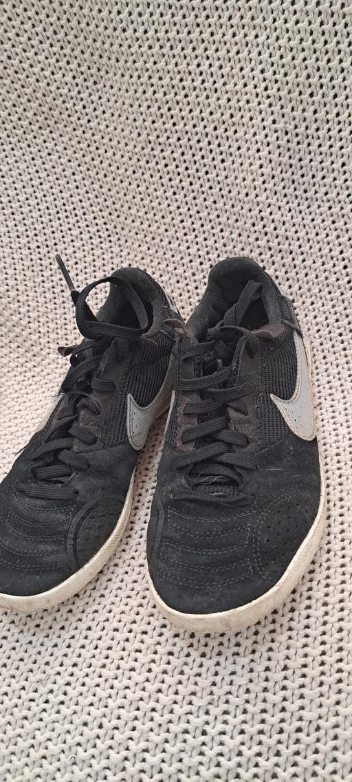 Buy & Sell Sutton Coldfield Birmingham - Photos for Nike trainers Boys size 13.5