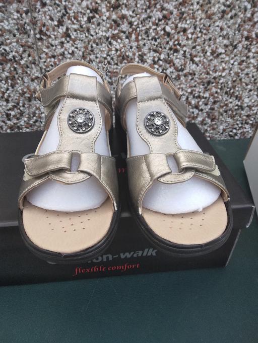 Buy & Sell Cradley Heath Sandwell - Photos for Ladies shoes , Brand new size 5