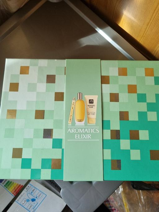 Buy & Sell Grangemouth Falkirk - Photos for perfume