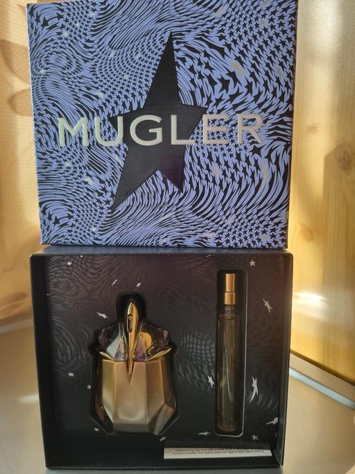 Buy & Sell Grangemouth Falkirk - Photos for perfume