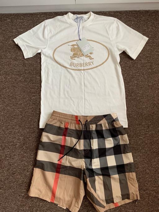 Buy & Sell Chadwell Heath Redbridge - Photos for Burberry Short Set
