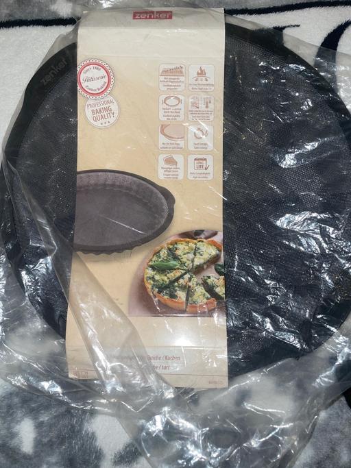 Buy & Sell Waverley Rotherham - Photos for Quiche tray