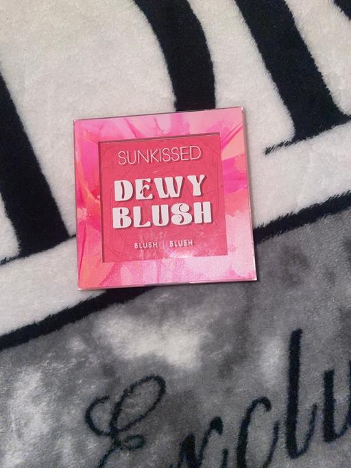 Buy & Sell Waverley Rotherham - Photos for Blush