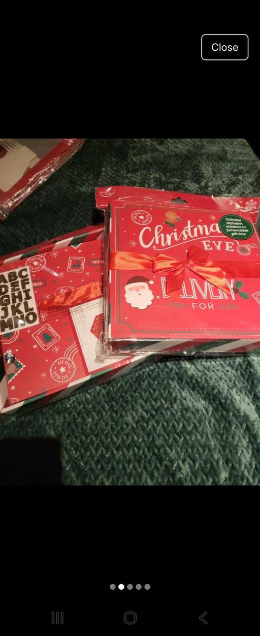 Buy & Sell Archway North London - Photos for 2 Xmas boxes