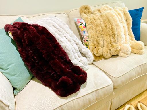 Buy & Sell Woodford Green Redbridge - Photos for Luxurious Rabbit Fur Scarf