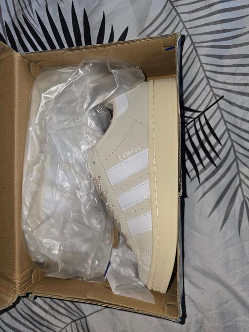 Buy & Sell Easthouses Midlothian - Photos for Adidas campus 00s cream. size 6.5