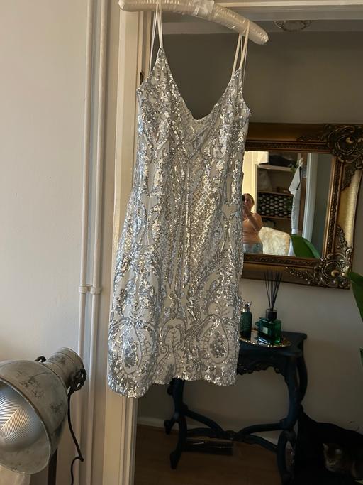 Buy & Sell Ampthill Central Bedfordshire - Photos for Shiny sequin dress