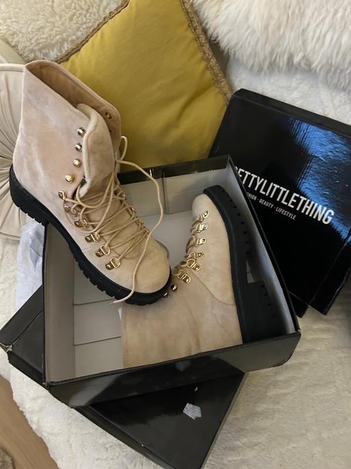 Buy & Sell Ampthill Central Bedfordshire - Photos for Never worn ankle lace up boots