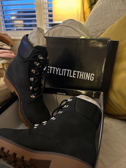 Buy & Sell Ampthill Central Bedfordshire - Photos for Ankle black boots, lace up