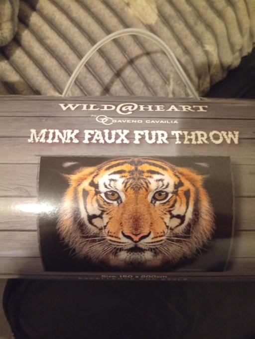 Buy & Sell Parkgate Rotherham - Photos for throw