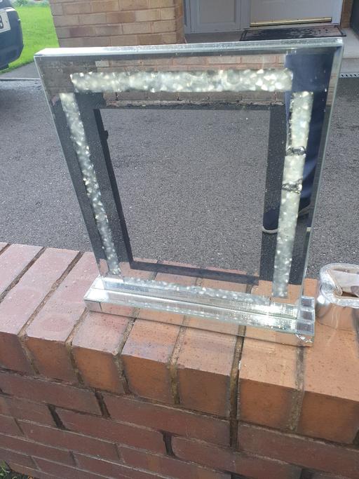 Buy & Sell Pensnett Dudley - Photos for Bling , Crystal , Photo Frame , Been Repaired