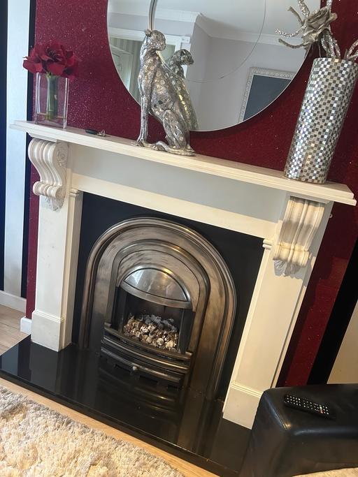 Buy & Sell Dringhouses York - Photos for Cast iron fire and surround