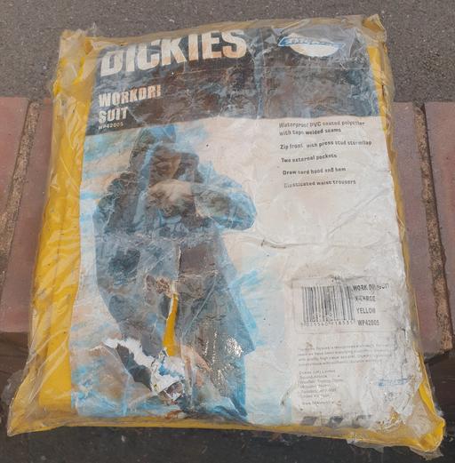 Buy & Sell Pensnett Dudley - Photos for Xl Waterproof Suit, Hi Viz, Hard Hats,Wellies