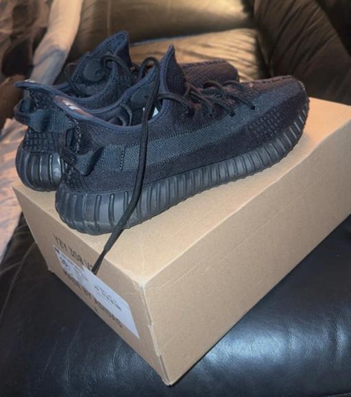 Buy & Sell Motherwell North Lanarkshire - Photos for Adidas Yeezy boost 350
