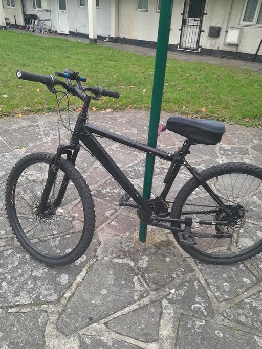 Buy & Sell Barking Barking and Dagenham - Photos for Bike Appollo Black mountain bike