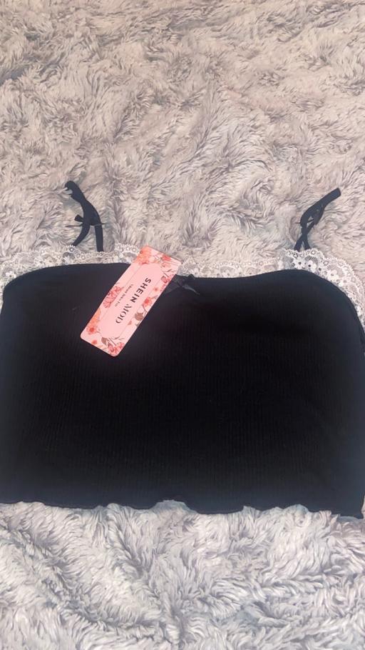 Buy & Sell Stow Heath Wolverhampton - Photos for New crop top