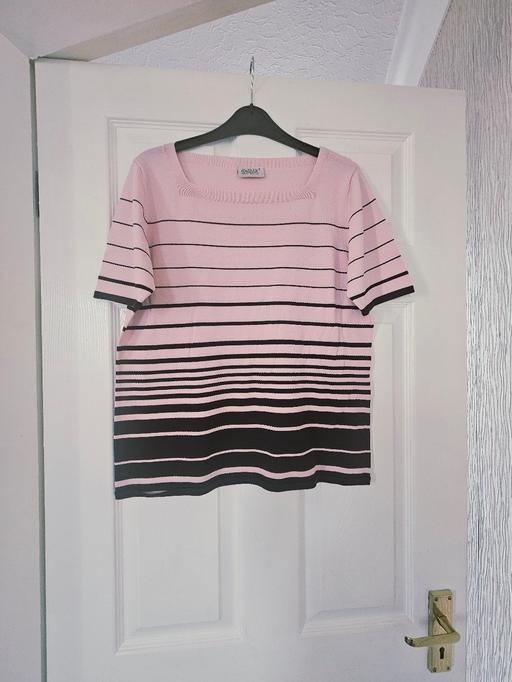 Buy & Sell Newton Doncaster - Photos for Short sleeved jumper, stretchy size 12