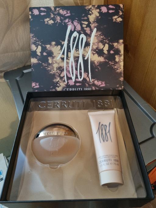 Buy & Sell Grangemouth Falkirk - Photos for perfume