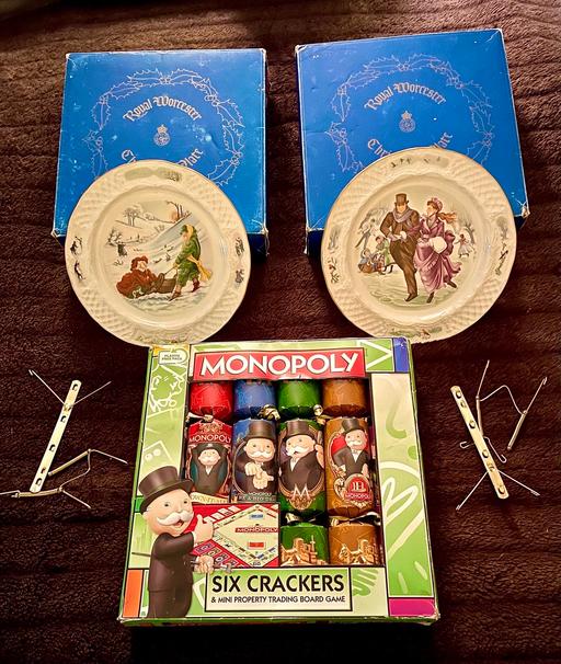 Buy & Sell Ettingshall Wolverhampton - Photos for Royal Worcester Plates & Monopoly Crackers