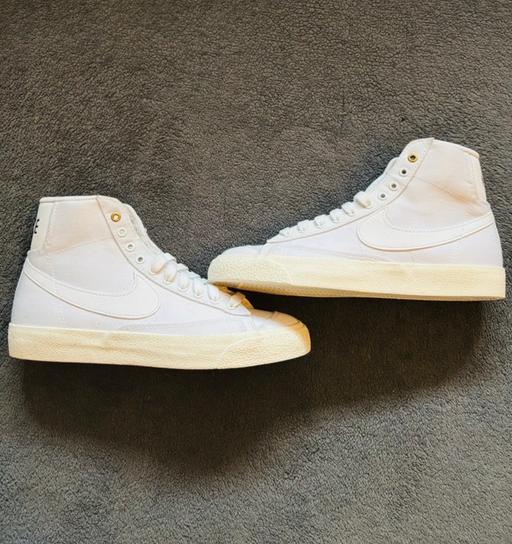 Buy & Sell Glazebury Warrington - Photos for Nike Blazer Mid 77 White Trainers Size Uk 4
