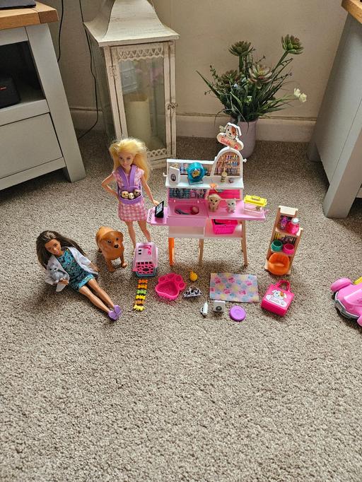 Buy & Sell Fordhouses Wolverhampton - Photos for barbie vet set