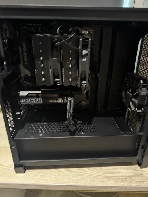 Buy & Sell Treforest Rhondda Cynon Taf - Photos for Gaming Pc and Monitor