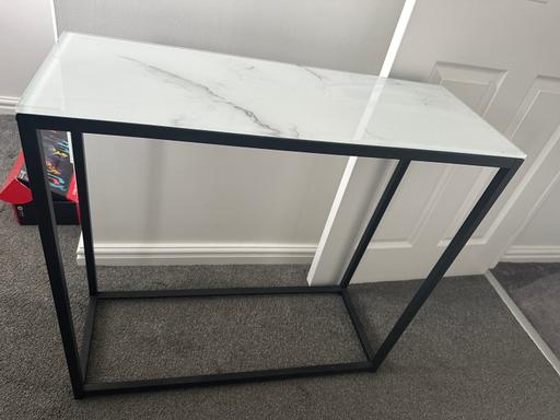 Buy & Sell Halsnead Park Knowsley - Photos for Side table 