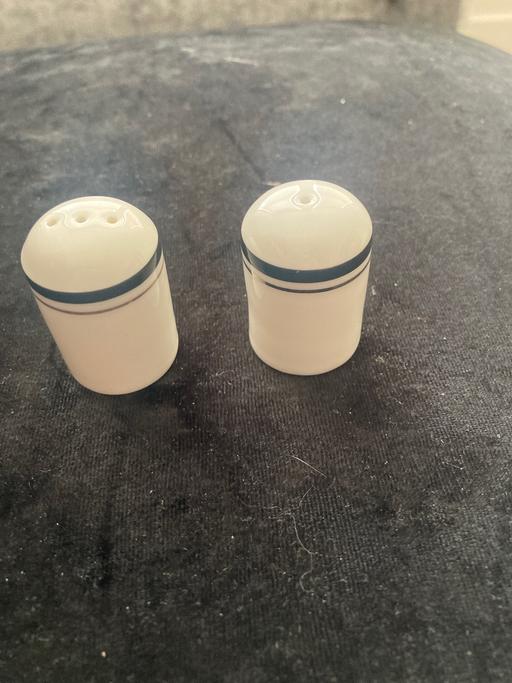 Buy & Sell Thornaby Stockton-on-Tees - Photos for Concorde salt & pepper pot