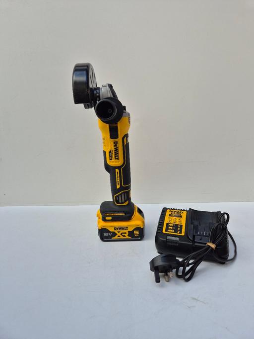 Buy & Sell West Bromwich Sandwell - Photos for DEWALT DCG405 18V XR Brushless Angle Grinder