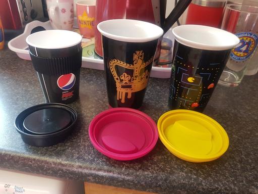 Buy & Sell Longley Sheffield - Photos for 2 hot drinks cups and 1 cold with lids
