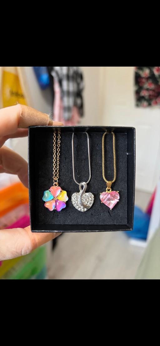 Buy & Sell Norbury South West London - Photos for Set of 3 necklaces