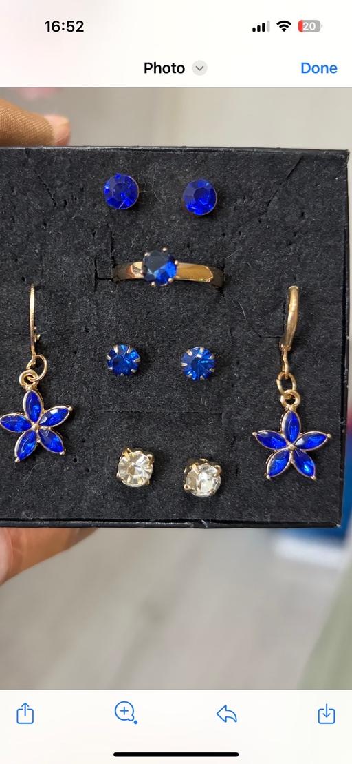 Buy & Sell Norbury South West London - Photos for 4 pairs earrings and ring