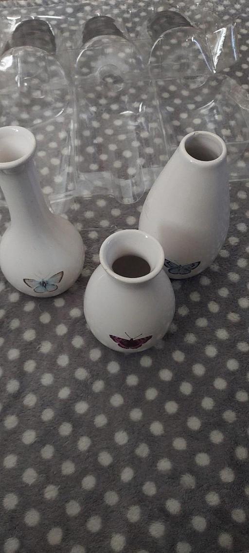 Buy & Sell Oldbury Sandwell - Photos for set of 3 small vases