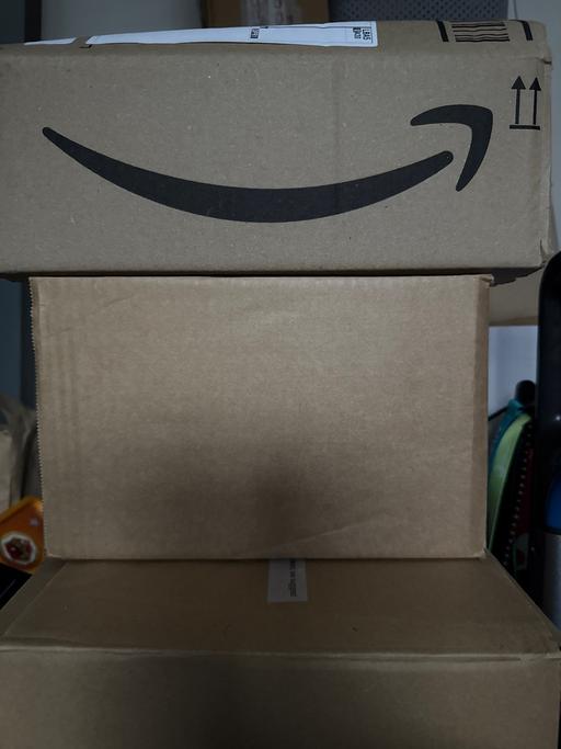 Buy & Sell Blackburn Blackburn with Darwen - Photos for Amazon and ebay returns Job lot