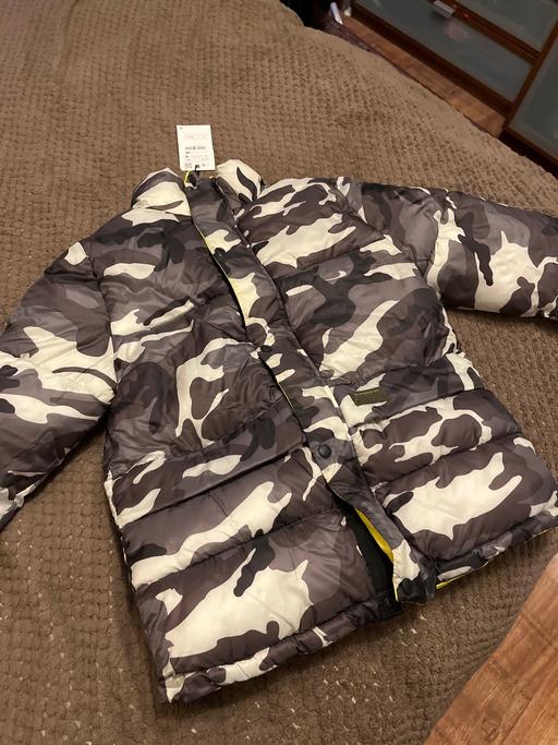 Buy & Sell Newham East London - Photos for Boys puffa jacket