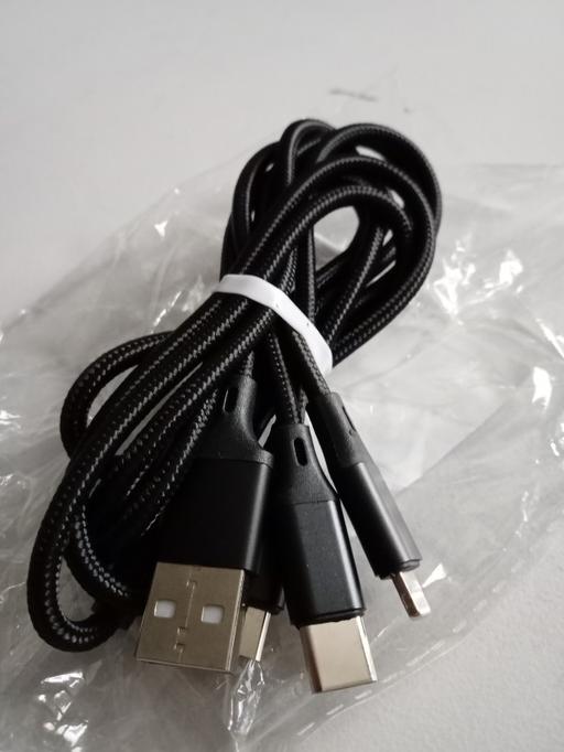 Buy & Sell Horncastle East Lindsey - Photos for brand new USB 3 IN 1 CHARGER CABLE SET