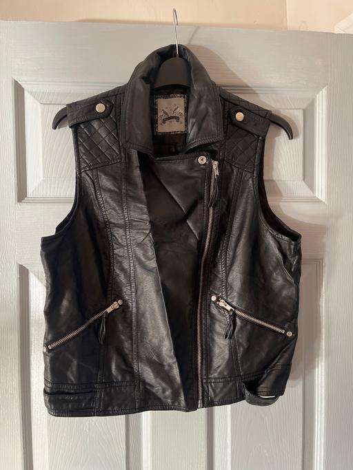 Buy & Sell Conisbrough Doncaster - Photos for New look size 14 faux leather black jacket