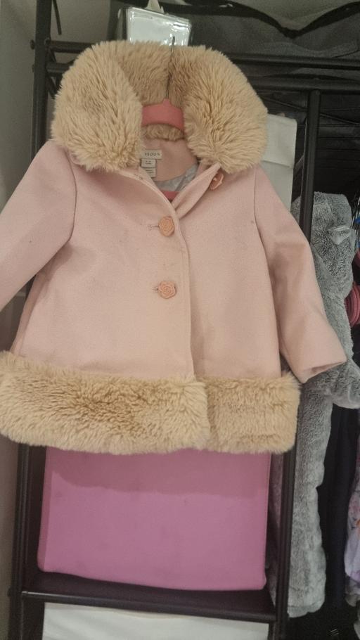 Buy & Sell Crystal Palace South East London - Photos for Girls coat 6-12months