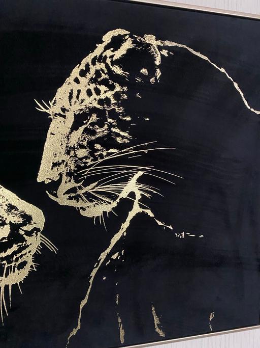 Buy & Sell Coventry City Centre Coventry - Photos for Black and gold velvet leopard picture