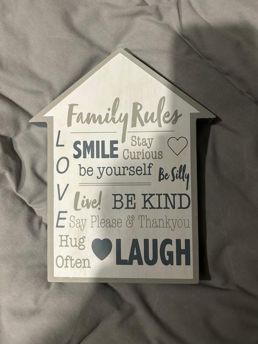 Buy & Sell West Bromwich Sandwell - Photos for Grey family rules standing wooden ornament