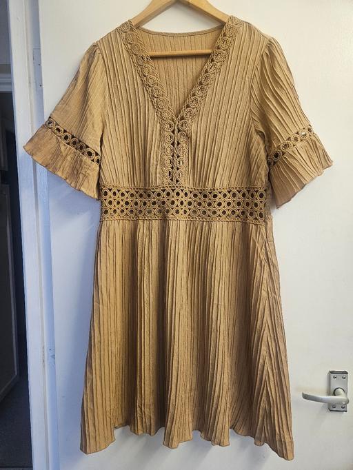 Buy & Sell Pimlico Central London - Photos for Boho Chic Beige Midi Dress with Crochet Lace