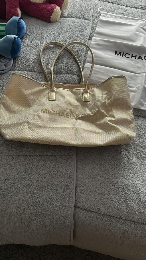 Buy & Sell Whiston Knowsley - Photos for Large Michael kors bag