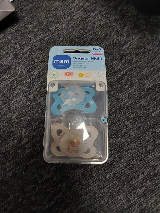 Buy & Sell Harlow Town Centre Harlow - Photos for New baby's MAM Dummies 0-6m Original night